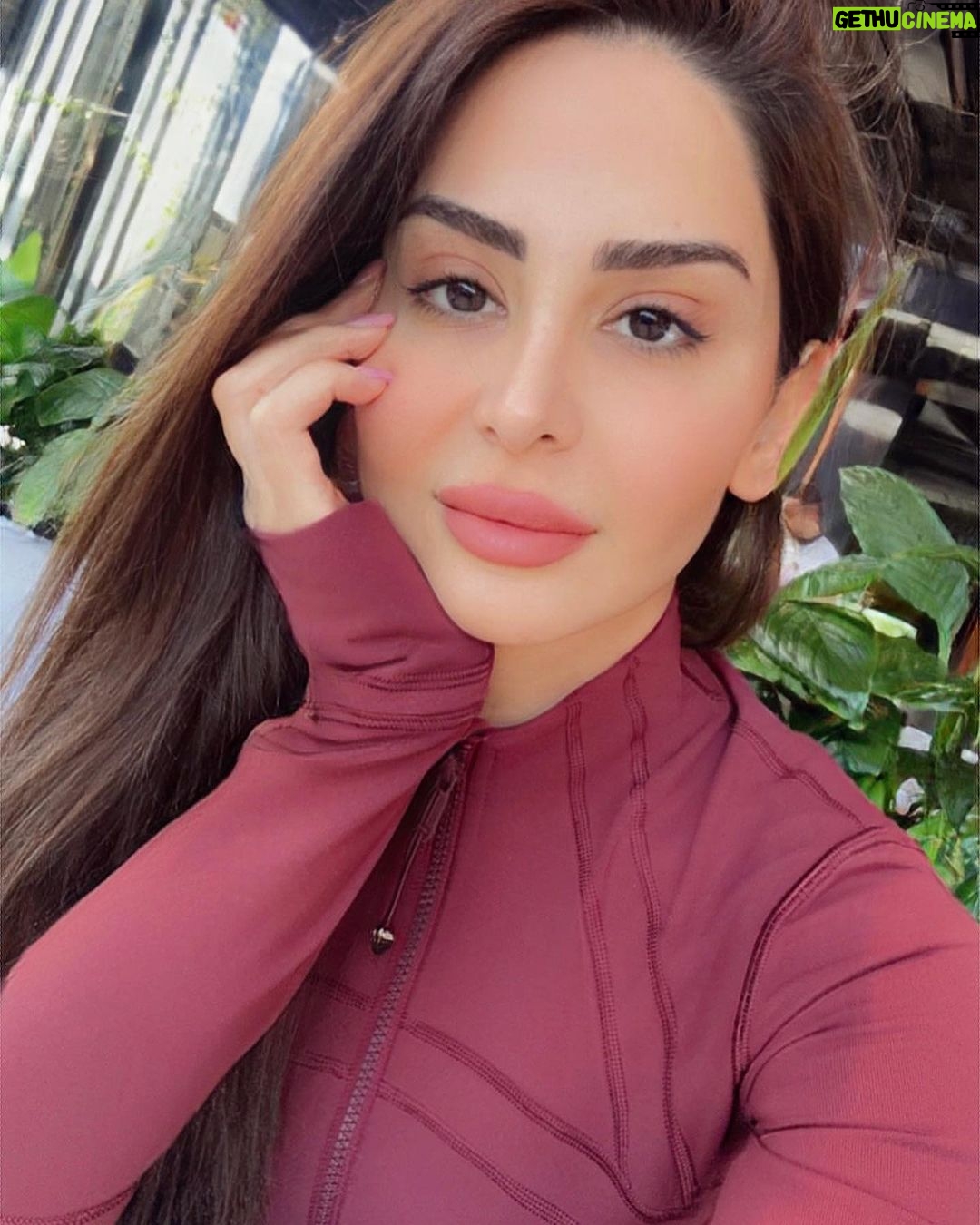 Mays Anber Instagram - مساكم خير وصحة وعافيه… نعم الله لا تعد ولا تحصى واهمها الصحة والعافية… وانتو شنو اهم نعمة في حياتكم؟؟