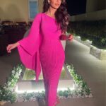 Mays Anber Instagram - مسائكم طيب ومحنه 💖 Dress.. use my discount code Mays15 @ounass @solacelondon Hair @undiciladiessalon_