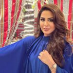 Mays Anber Instagram – مساكم الله جميل 💙شنو رايكم بطبخاتي😁وشنو عاجبكم اسويلكم باجر 

العباية من @reesha__design