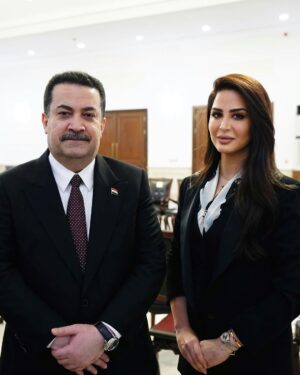 Mays Anber Instagram - من دواعي سروري ونقطة فاصلة في مسيرتي الاعلامية محاورة رئيس الوزراء العراقي سيادة محمد شياع السوداني في جلسة التعرف على برامج المجلس الاعلى لشؤون المراة … الجلسة كانت بإشراف الدكتورة شهباء العزاوي مستشار رئيس الوزراء 
لشؤون المرأة
@shahbaaalazawy …. 
الحمد لله حتى يبلغ الحمد منتهاه … الحمد الله كدرت اثبت ان المرأة العراقية بالعمل والاصرار تكدر توصل وتحقق حلمها وتعكس صورة جميلة عن وطنها
