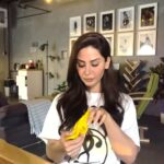 Mays Anber Instagram – عيد ميلادي !!! يكولون اليوم عيد ميلادي 😂

عاشت ايدك على الفيديو @alhadithy_ibrahim