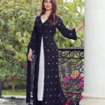 Mays Anber Instagram - مساكم خير وبركة 🍃 ليس شرطاً أن يكون الرزق مالاً، فقد يرزقك الله بشخص يحمل عنك الكثير.