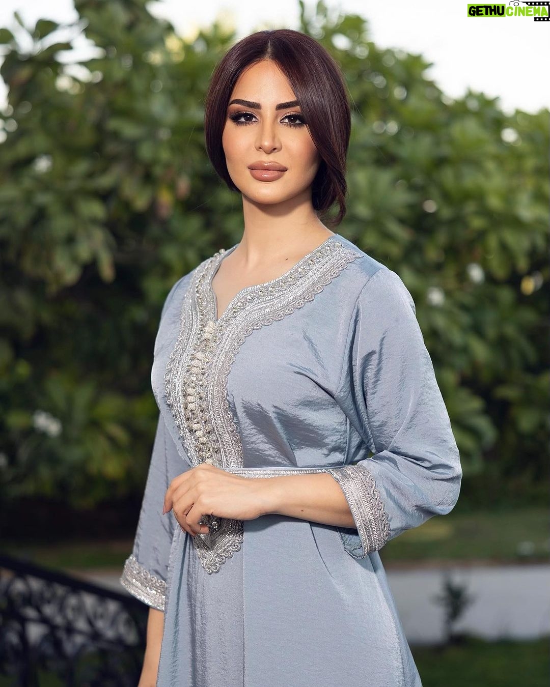 Mays Anber Instagram - ايامكم سعيدة وكل عام وانتم بالف الف خير ❤️ ينعاد عليكم بالصحة والسلامة وربي ياقبل منا ومنكم صالح الاعمال