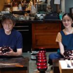 Mayu Hotta Instagram – ・
ここまで本当に沢山の方々に
支えていただき完成した映画『バカ塗りの娘』
本日、青森で先行公開を迎えました。
津軽塗りが”塗っては研いで”
何行程もあるように、映画作りもワンカットワンカット
ひたむきに取り組みました。
静かだけど心地いいこんな作品必要だよなと
感じていただける一本ができたと思います。

丹念に作られる伝統工芸の魅力から
何か感じていただければ嬉しいです。

全国公開は9月1日です。
よろしくお願いします！！！

@bakanuri_movie