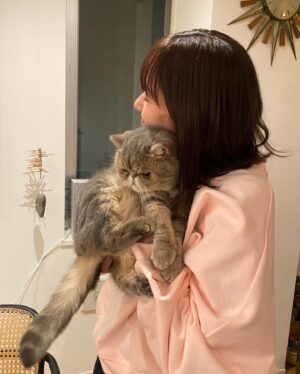 Mayu Hotta Instagram - ・
仲良くしてくれる
大好きなお友達…🐈♡
かわいすぎていつも帰りたくないよぉ