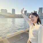 Mayu Hotta Instagram - ・ たとえあなたを忘れても 今夜、第8話です🌝 たとえあなたを忘れても… その言葉の続きは希望のあるものであって欲しい。 沢山の人たちに支えられて 美璃と空の辿り着いた答えは？ 最後までしっかりとみていただきたいです。 今夜は22時30〜放送ですのでお間違えないように🍵 ・ 写真は、遠くで撮影している沙菜役のゆいちゃんを 観察していたらばれた一連です😝 ゆいちゃんがいる日は、皆んなが明るくなる とってもhappyでどこまでも気遣いの方♡ @okada_yui_official @anawasu_abc