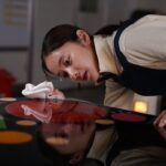 Mayu Hotta Instagram – ・
ここまで本当に沢山の方々に
支えていただき完成した映画『バカ塗りの娘』
本日、青森で先行公開を迎えました。
津軽塗りが”塗っては研いで”
何行程もあるように、映画作りもワンカットワンカット
ひたむきに取り組みました。
静かだけど心地いいこんな作品必要だよなと
感じていただける一本ができたと思います。

丹念に作られる伝統工芸の魅力から
何か感じていただければ嬉しいです。

全国公開は9月1日です。
よろしくお願いします！！！

@bakanuri_movie