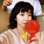 Mayu Matsuoka Instagram - ただいま 初恋の悪魔　第4話 日本テレビ系にて 放送中です。 #マスカラを扇風機で乾かすの図