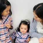 Mayu Matsuoka Instagram – ゆりあ先生の赤い糸
本日21時から
テレビ朝日系にて
最終回です

いつもあたたかくて
真剣で
笑いの絶えない現場でした

主演の菅野美穂さんをはじめ
先輩方の背中を追わせていただいたこと

愛する天使たちに
お母さんの気持ちを教えてもらったこと

そしてお母さんでいられる余裕をくれた
スタッフのみなさま

感謝でいっぱいです😊

またね！また会いましょう⛄️