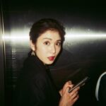 Mayu Matsuoka Instagram - ほんまつ 発売まであと２日✨ #オフショット集から！ #光の位置があれで #ピーン！ひらめき #みたいになってる