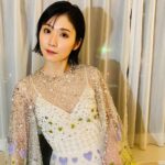 Mayu Matsuoka Instagram - . 第45回日本アカデミー賞に参加させていただきました。 映画を愛し、映画に生きるたくさんの方が集う時間は 眩しくあたたかい時でした。 ありがとうございました。 想いと祈りを込めて。 松岡茉優 #キラキラと魔法をかけてくれたのは #maisonvalentino