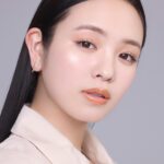 Mayuu Yokota Instagram - フェイスパウダーを探していたときに、コスメデコルテ　ルース パウダーをたくさんの方のお気に入りと紹介していて、ずっと気になっていたのですが！今回撮影で新商品を試して、ほんとに感動しました。仕上がりは勿論、時間が経ってからも綺麗なままで、プライベートでもスタメンになりました♡♡♡ みなさんもお気に入りが見つかるはず♡。∙♥ (写真は00をつけています) #コスメデコルテ #decorte #コスメデコルテルースパウダー #フェイスパウダー #nonno #PR