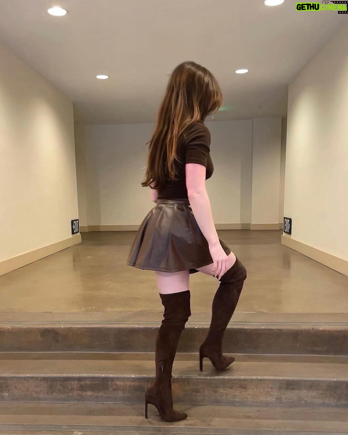 McKayla Maroney - 71.5K Likes - hopeful romantic