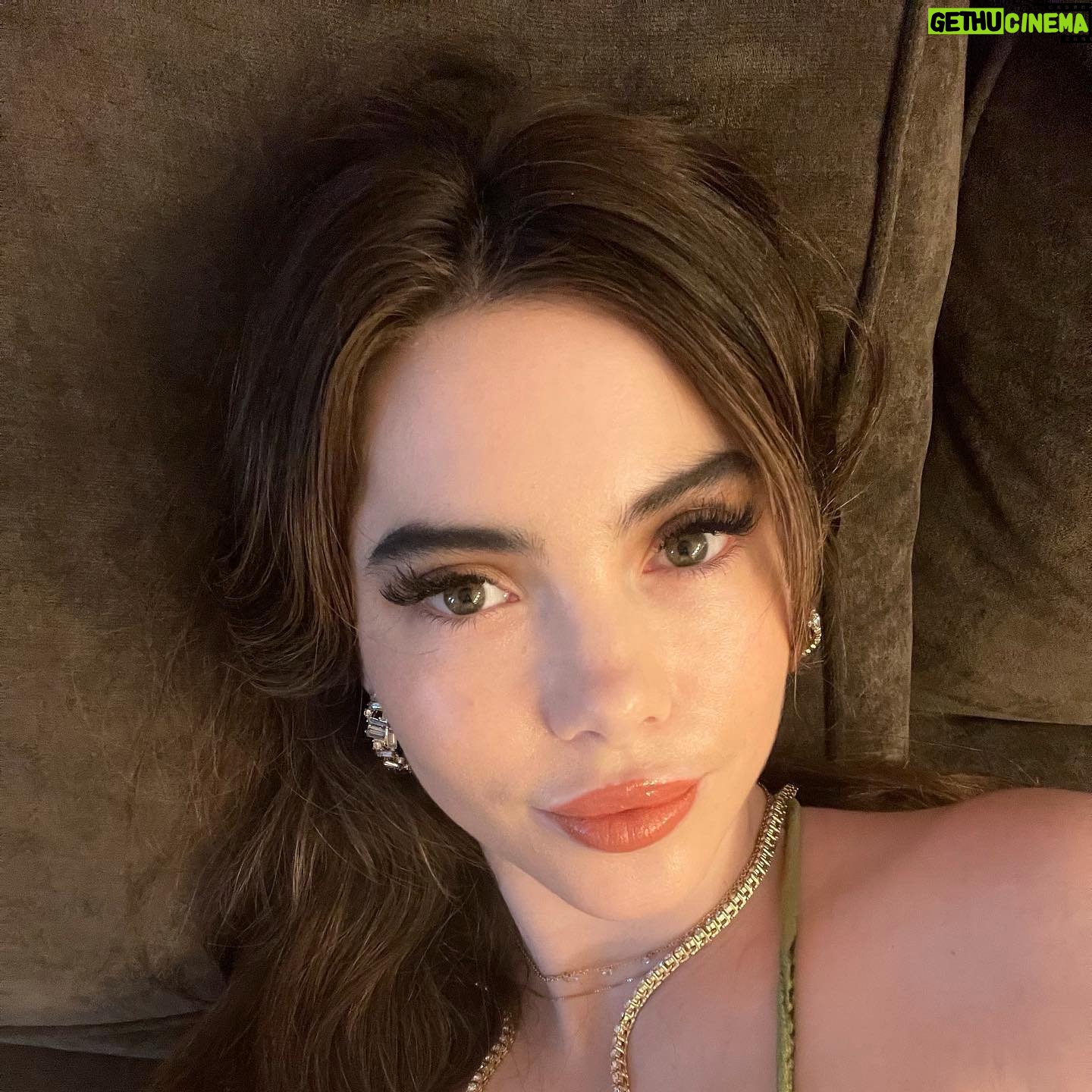 McKayla Maroney - 69.2K Likes - Merry Christmas Eve from my couch to yours 🍪🎄🕊🎁✨ 🦌