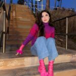 McKayla Maroney Instagram - Holiday sweaters>>>🎀💘💝🏹🫀