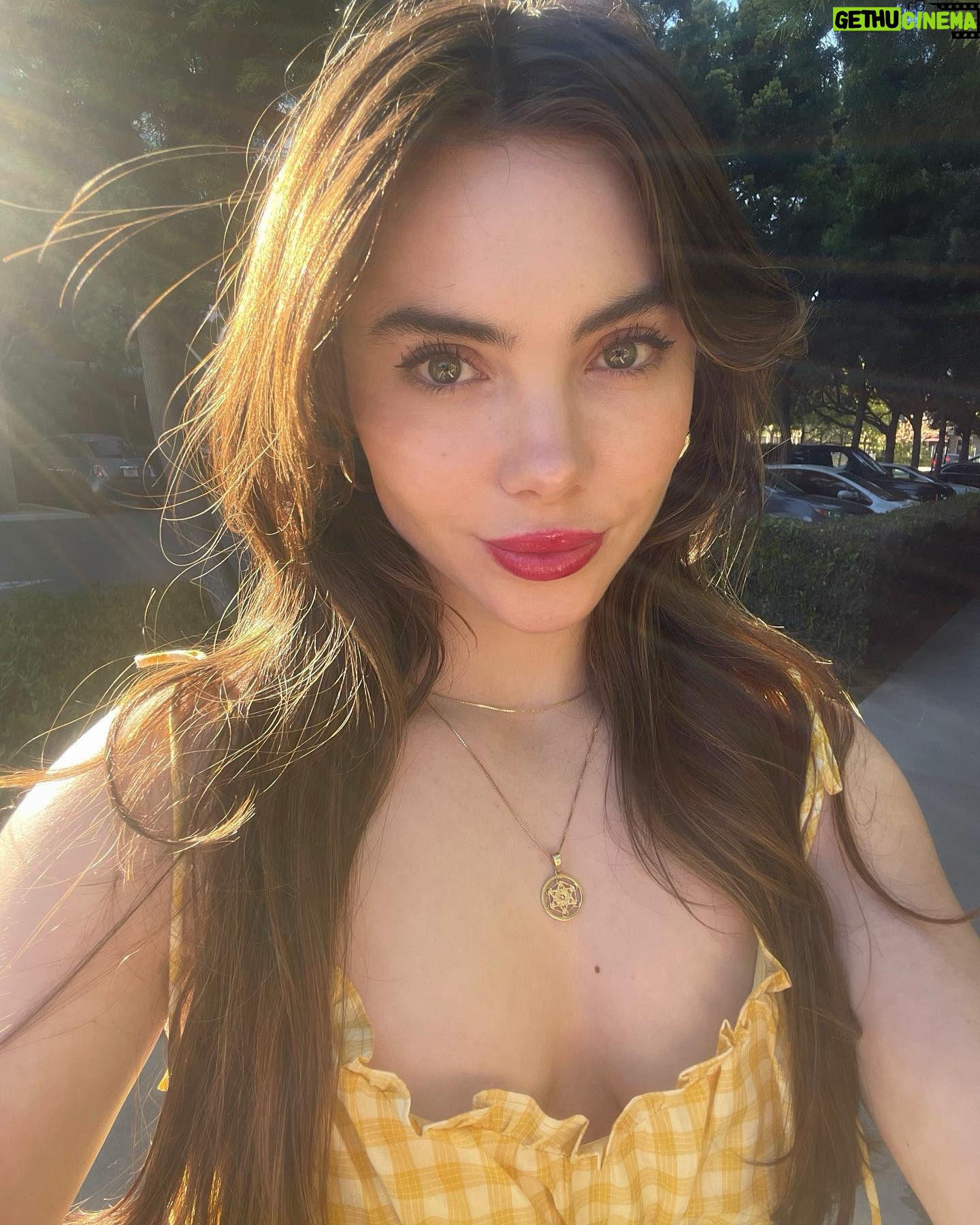 McKayla Maroney Instagram - Best lightings in the middle of the street. I don’t make the rules **Edit caption: I don’t wear this necklace anymore. I threw it out, along with a lot of other new age things. At the time I thought it was “angelic” and of God, and “spiritual protection” but I was wrong. Jesus is the only spiritual protection we need. :)
