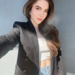 McKayla Maroney Instagram - Trying with this jacket, but business attire still feels like a competition leotard for me. #gymnastproblems 🤸‍♀️ 🤷‍♀️