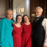 Mckenna Grace Instagram - BTS season 5 #HandmaidsTale ❤️ I can’t say enough how much I love this cast and crew and being on this show. From my first day on season 4, everyone made me feel welcomed, supported and cared for. @elisabethmossofficial leads by example and has created a safe place to tell this story. Even though it’s a heavy show, the vibe on set is light and fun. Also, sorry @maxminghella now you know that Gizmo ate your sandwich while you were filming