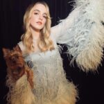 Mckenna Grace Instagram - Gizmo says hi💙🐶 and to Stream Bittersweet 16 (link in bio!) Styling @stylelvr Hair @nancileesantos Makeup @robertti