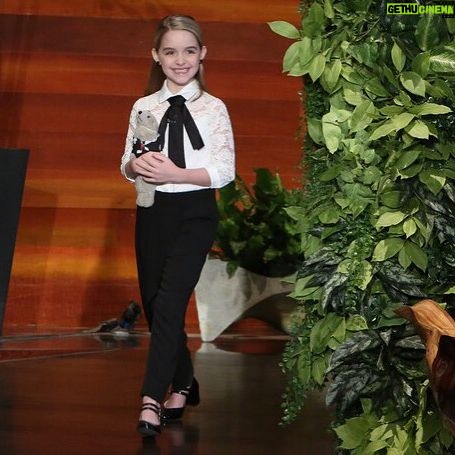 Mckenna Grace Instagram - Today on @theellenshow Mckenna convinces Chris to tap dance ❤️You're welcome😉😹#GiftedMovie