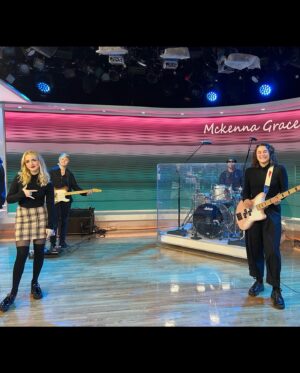 Mckenna Grace Instagram - Thank you @todayshow for letting me perform for the 1st time❤️Thank you to my entire music team and my NYC band who held my hand the whole way. I’ve never been so nervous!
