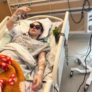 Mckenna Grace Instagram - Dedicating the last post of this year to Dr Skaggs and the amazing ICU nurses at @cedarssinai Could not have asked for a better surgeon and team! Thankful for my family and friends who supported me through the scariest, most vulnerable time in my life. It’s been a complicated and emotional journey, but I’m thankful. Special shout-out to my trainer Jason who is also helping me get stronger. My bionic spine is getting better and stronger every week!