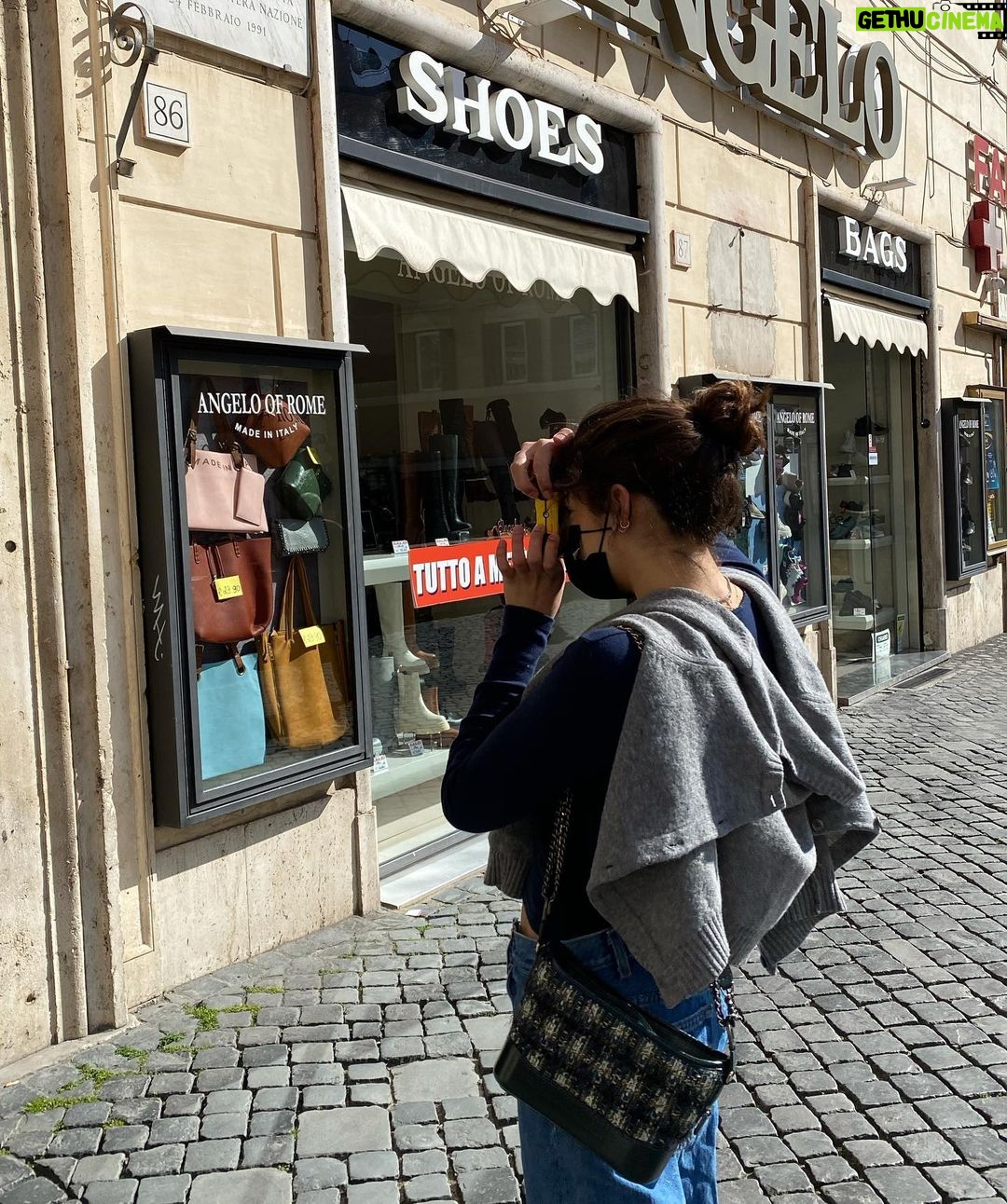 Meadow Walker Thornton-Allan Instagram - 24 hours in Roma