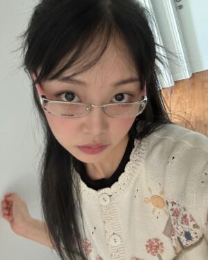 Meenoi Instagram - 이따바~
