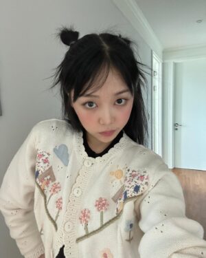 Meenoi Instagram - 이따바~