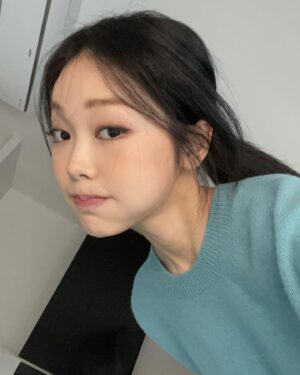 Meenoi Instagram - ♥happy merry christmas♥
보내세요 사랑합니다