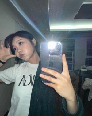 Meenoi Instagram - 9/16•••