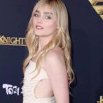 Meg Donnelly Instagram - 🧍🏼‍♀️.