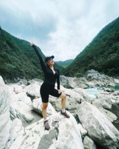 Meg Imperial Instagram - It's great to have friends who truly get you. They won't blame you when things don't go as planned. They're cool with just going with the flow as long as they can spend quality time with you. #meggoesto #daraitanriver #tanayrizaladventure #travelph