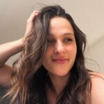 Meg Verschelle Instagram - Des kilos d’amour combien j’en ai pris pour te voir naître, je t’ai donné la vie, s’il faut j’te donnerai la mienne. 🤎