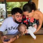 Meg Verschelle Instagram – Bonne fête à tous les parrains et les marraines ❤️🌈 
Merci à ma bouse national d’être le meilleur parrain de 2023 💜👶🏻