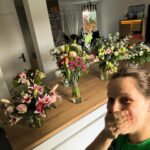 Meg Verschelle Instagram - MERCI 🥹🙏🏻 Ne m’offrez plus de fleurs, je n’ai plus de vases !! 💐😂