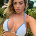 Megan Barton Hanson Instagram - 💙🦋