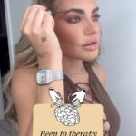 Megan Barton Hanson Instagram - GRWM as I talk about my recent dating life @thepureapp #PureDatingApp #PureQueens #AD