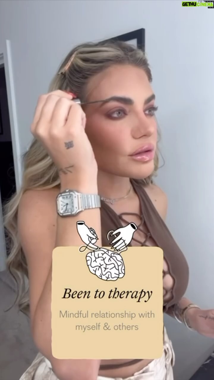 Megan Barton Hanson - 63.3K Likes - GRWM as I talk about my recent dating life @thepureapp #PureDatingApp #PureQueens #AD