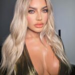 Megan Barton Hanson Instagram - Blondie 👱🏼‍♀️ @hadleyyateshair @juliaedwardsmakeup @swayhairextensions Use my discount code MEGAN20 For 20% off all Sway hair & products 💫