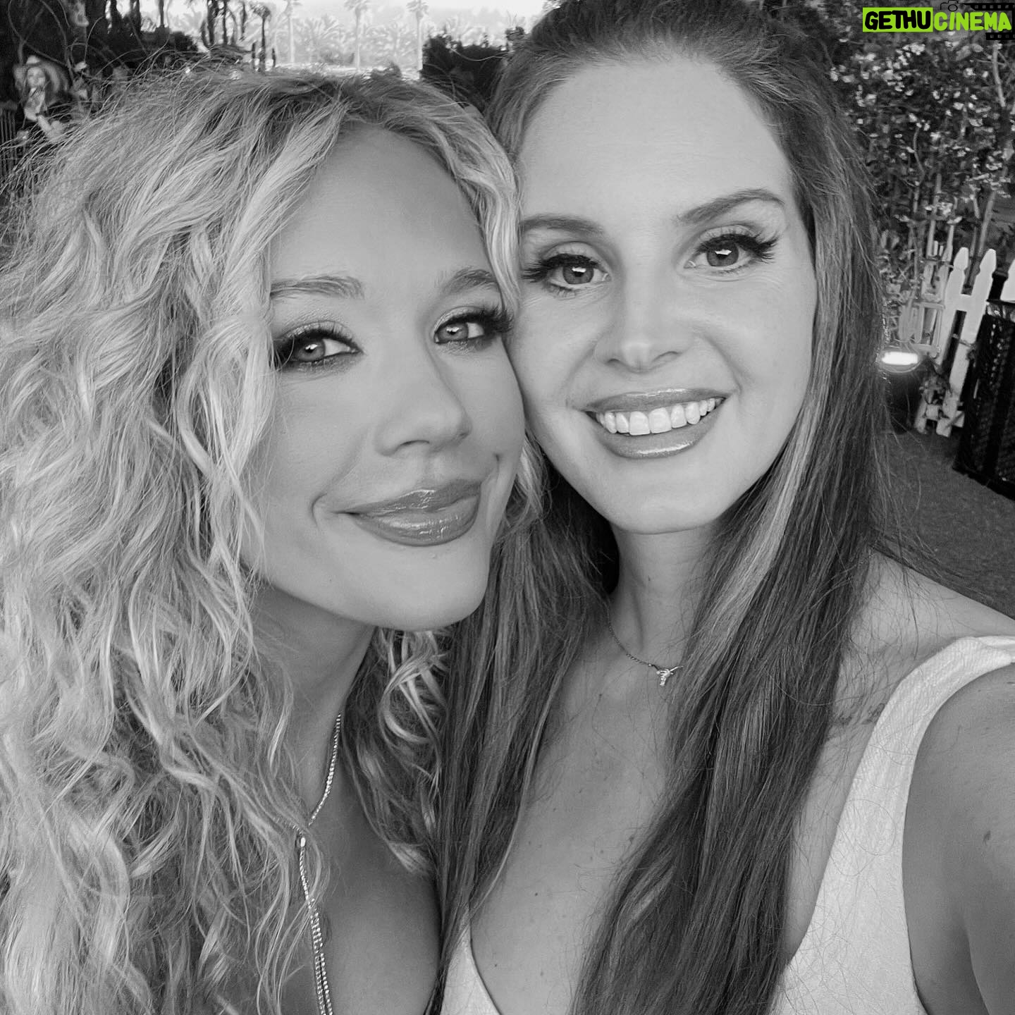 Megan Moroney Instagram - FIRST STAGECOACH!!!! 🤠💘🌵🎡 EMO COWGIRL COUNTRYYY
