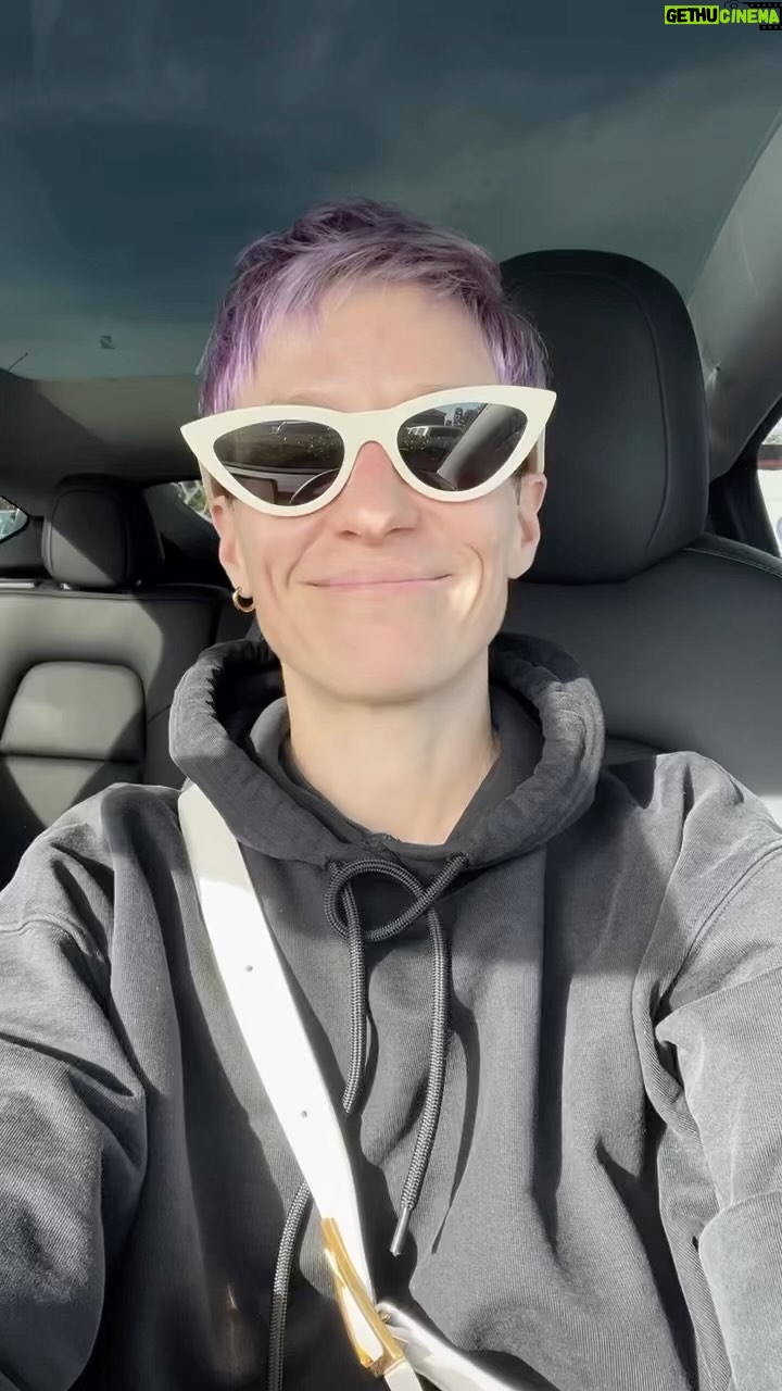 Megan Rapinoe Instagram - #PfizerPartner Like so many others, one of my New Year’s resolutions is to focus on my health, and with the tournament down under coming up this year, it’s more important than ever that I do so. That’s why I got my updated COVID-19 booster – something I’ve been meaning to check off my to do-list. Points for prioritizing health! #ImBoosted. Go to vaccines.gov to check your eligibility and schedule an appointment today. This video is for US residents only and is intended to be viewed as it was originally produced in partnership with Pfizer. The information provided is for educational purposes only and is not intended to replace discussions with a healthcare provider.