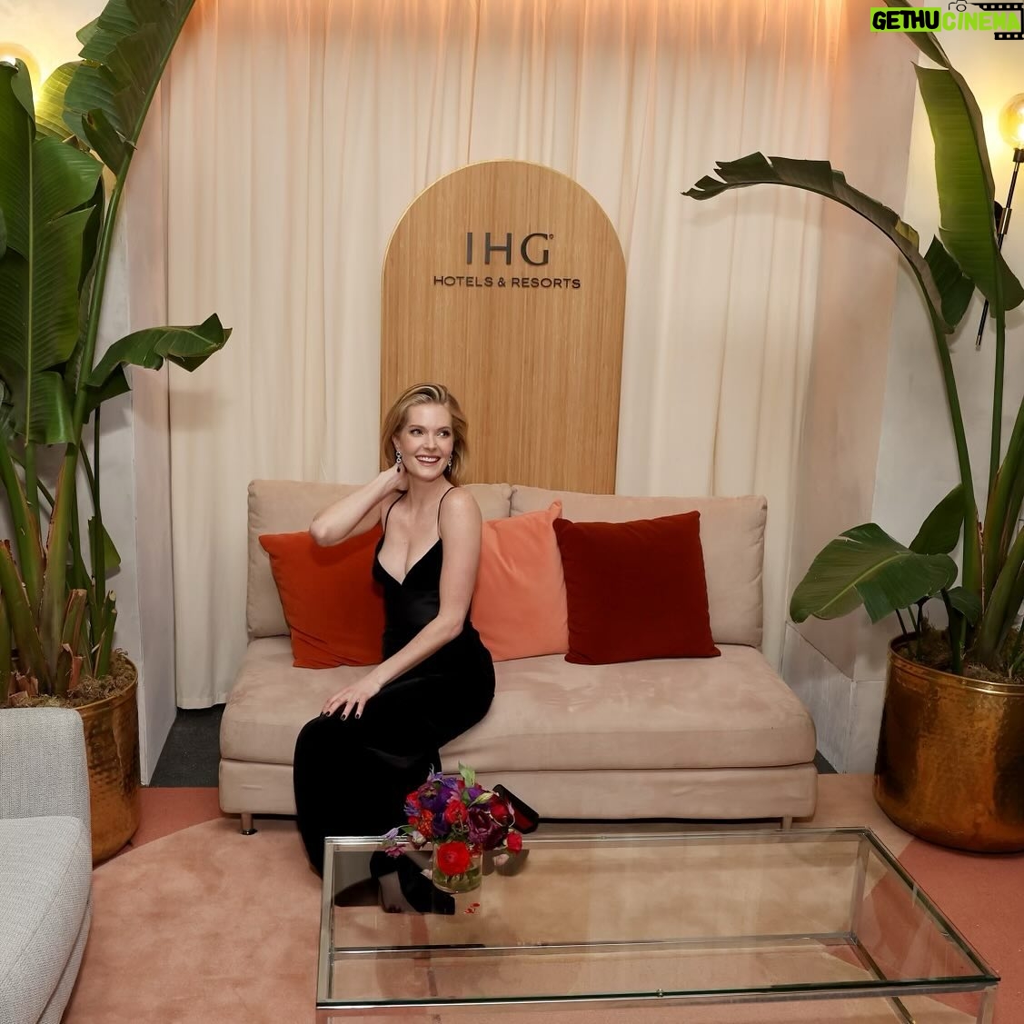 Meghann Fahy Instagram - Huge thanks to @IHGHotels for the perfect end to awards season with the @VanityFair Oscar Party Departure Lounge! #ExperienceIHG #VFOscars #ihgpartner