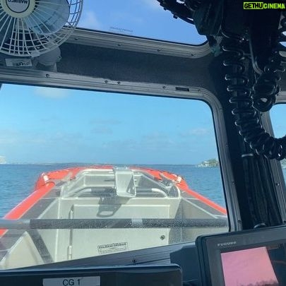 Melania Trump Instagram - I had a great time visiting with members of the U.S. Coast Guard. Thank you for your service to our great Nation. Wishing you a Merry Christmas!