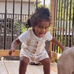 Melanie Fiona Instagram – If this ain’t my daughter…. 😂🇬🇾💃🏽 She might have her daddy’s whole face, but that spirit is all me! She ready for Caribana Weekend!

#dollarwine #caribbeankids