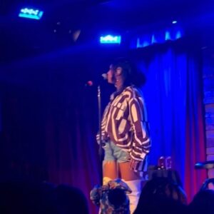Melanie Fiona Instagram - … you had to be there. 💜

#Atlanta… your energy is unmatched. 

Heart so full. Still. 🫶🏾