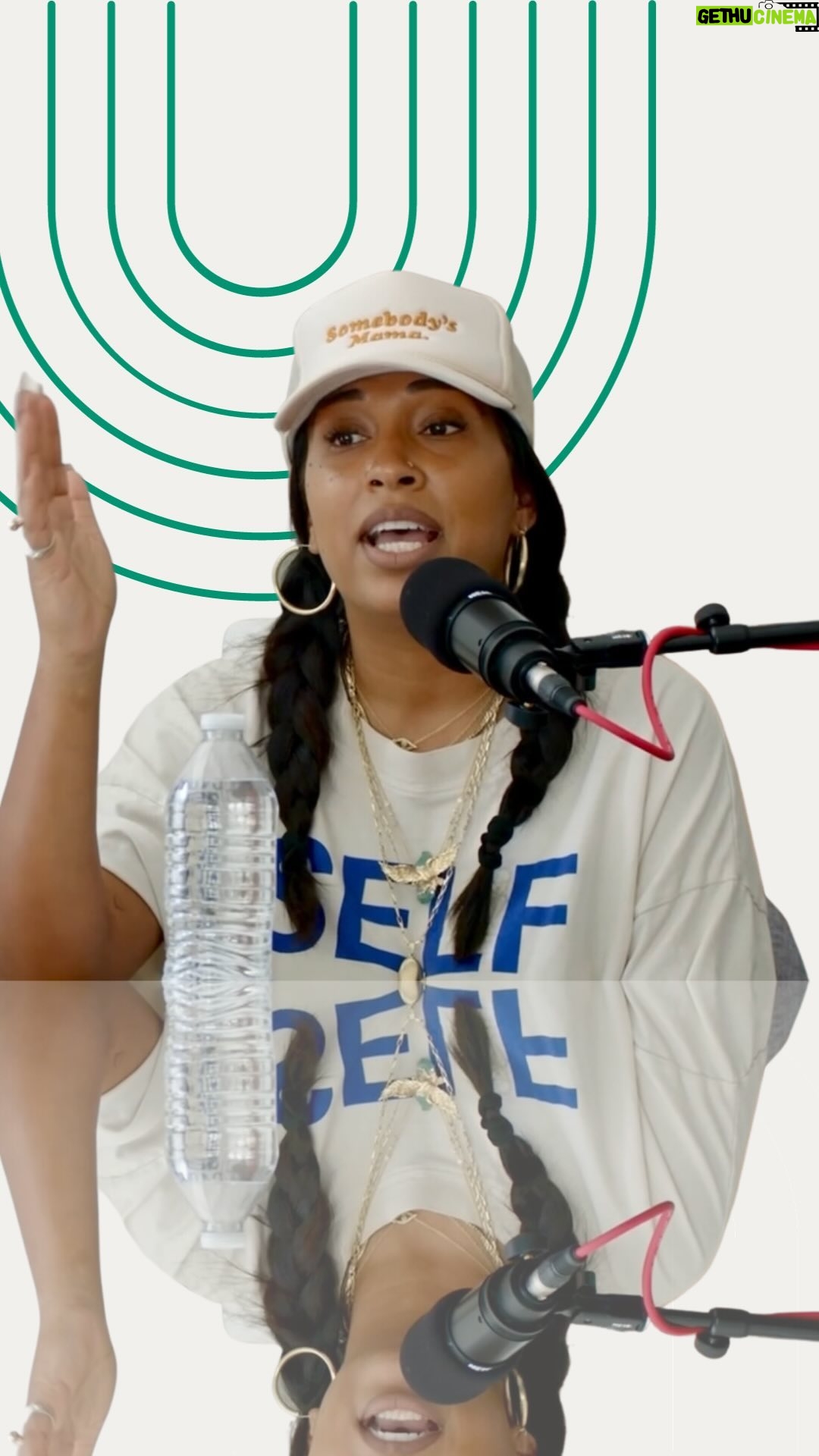 Melanie Fiona Instagram - Achieving the perfect balance in life is a myth ๐. Daily, we juggle multiple responsibilities, and evenly distributing our energy is simply unattainable. ๐ Prioritization is key! โ๏ธ It might be your kiddos one day, your relationship the next, or work more times than weโd like. ๐คนโโ๏ธ But always remember, self-care is paramount. @melaniefiona goes in on this topic on The Mamas Den Podcast. ๐๏ธโจ Tune in today, available on all major podcast platforms. ๐ซ #LifeBalance #Prioritization #SelfCare #PodcastWisdom