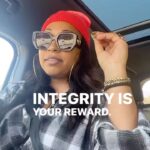 Melanie Fiona Instagram - Posting this to the feed cause the stories went crazy over this one. “Integrity is your REWARD” ⭐️ Rest easy knowing that you actually earned it. Even the false prophets will be inspired. 💜