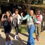 Melanie Fiona Instagram - Ain’t nothin like having a gang of mamas who understand your motherhood journey 🫶🏽 If you’re looking for some mama community, come on over to The Mama’s Den. We gotchu 💕 #themamasden