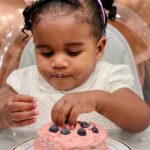 Melanie Fiona Instagram - The days are long, but years are short “… 🥹 This is ONE… already. 🎈A true embodiment of her name and all that she is made of… an absolute blessing of renewed purpose and expansion of joy… the missing piece I didn’t know we needed….Happiest 1st Birthday to our darling daughter #KaiaLOVE 12.18 💜